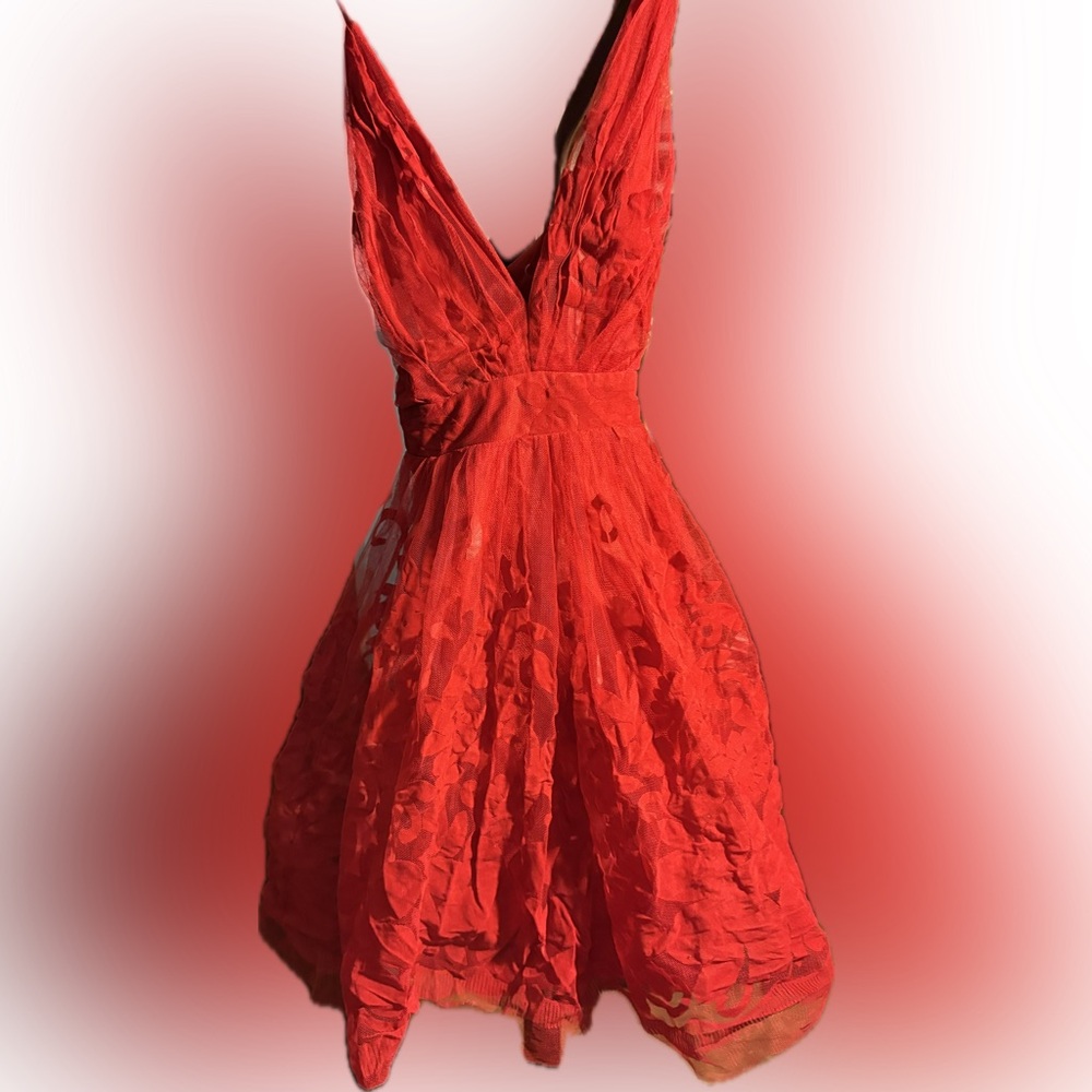 Elegant Red Evening Dress